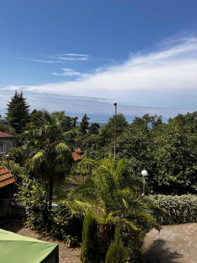 Guest House Nino Makhinjauri Exterior photo