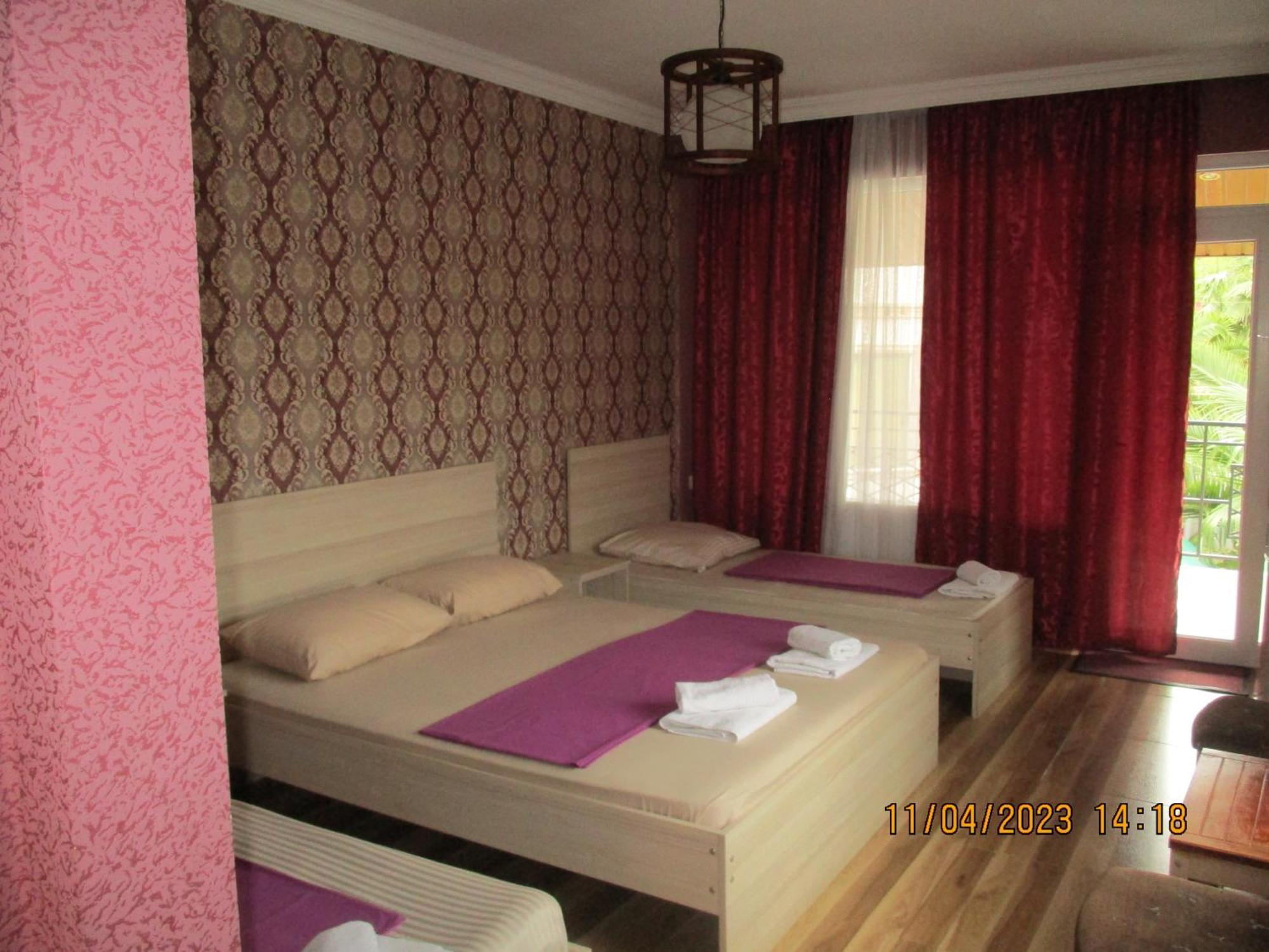 Guest House Nino Makhinjauri Room photo